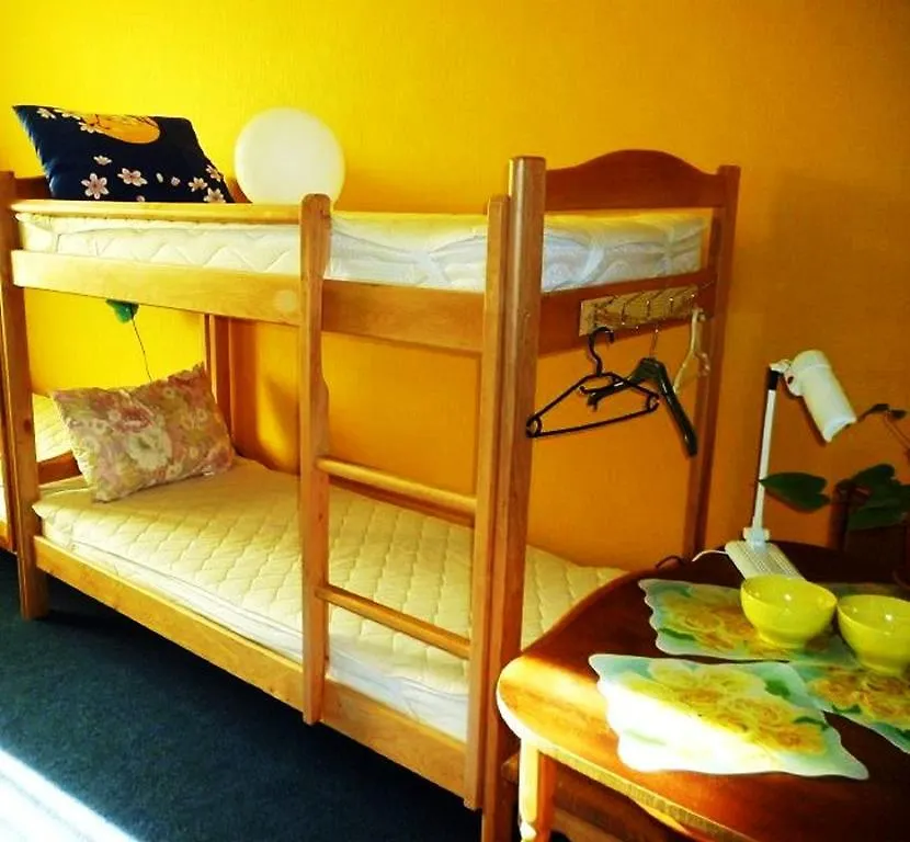 Contacts de YourHostel Club